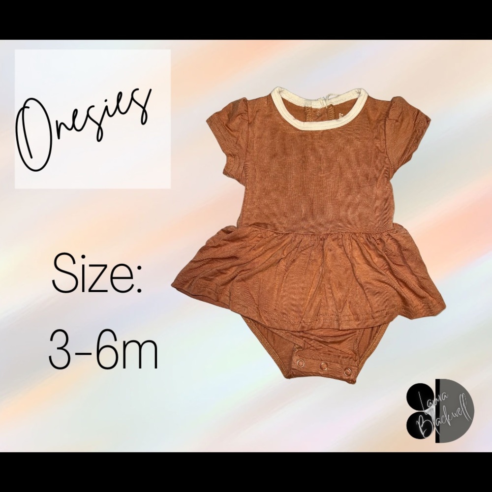 DotDotBaby onesie. 3-6M. NWT.
